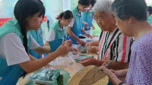 廣東江門中醫(yī)藥職業(yè)學(xué)院 傳承紅色基因，弘揚(yáng)中醫(yī)文化，開展養(yǎng)生保健服務(wù)活動(dòng)